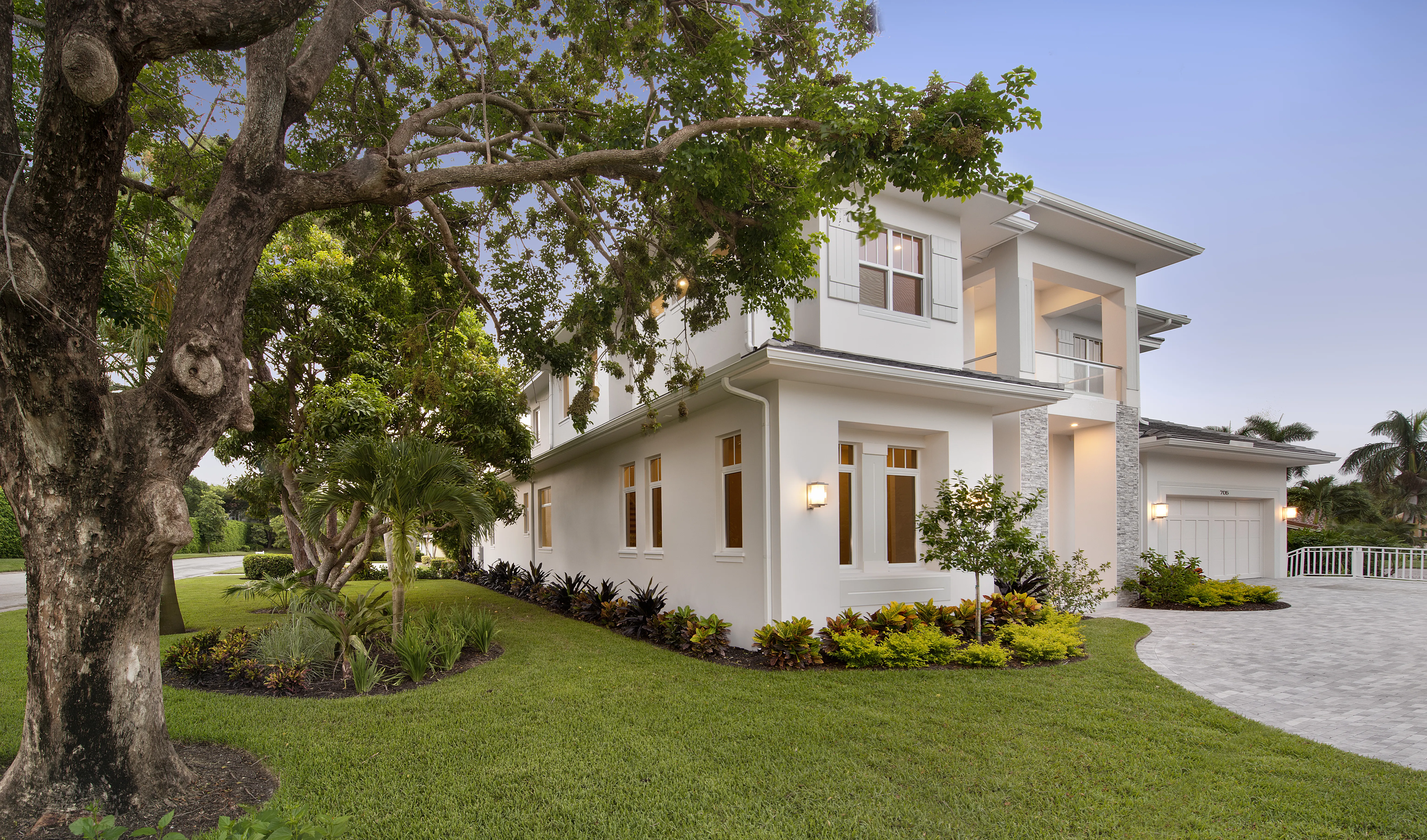 Park Shore Residence II: exterior front dusk two