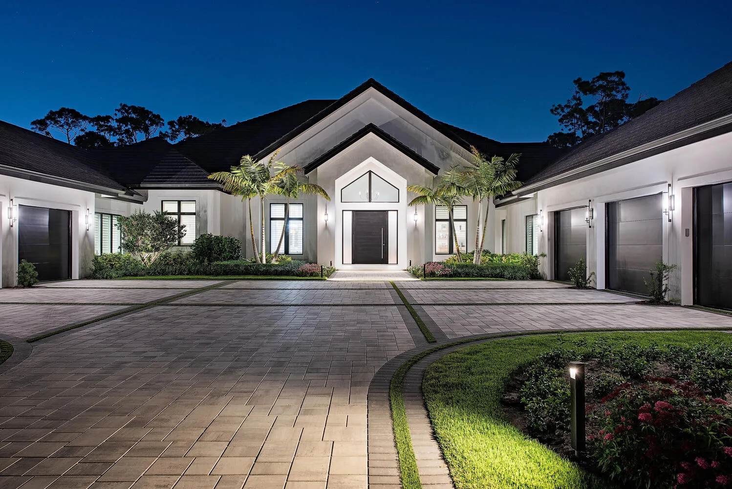 Coach House Lane Residence III: exterior front night