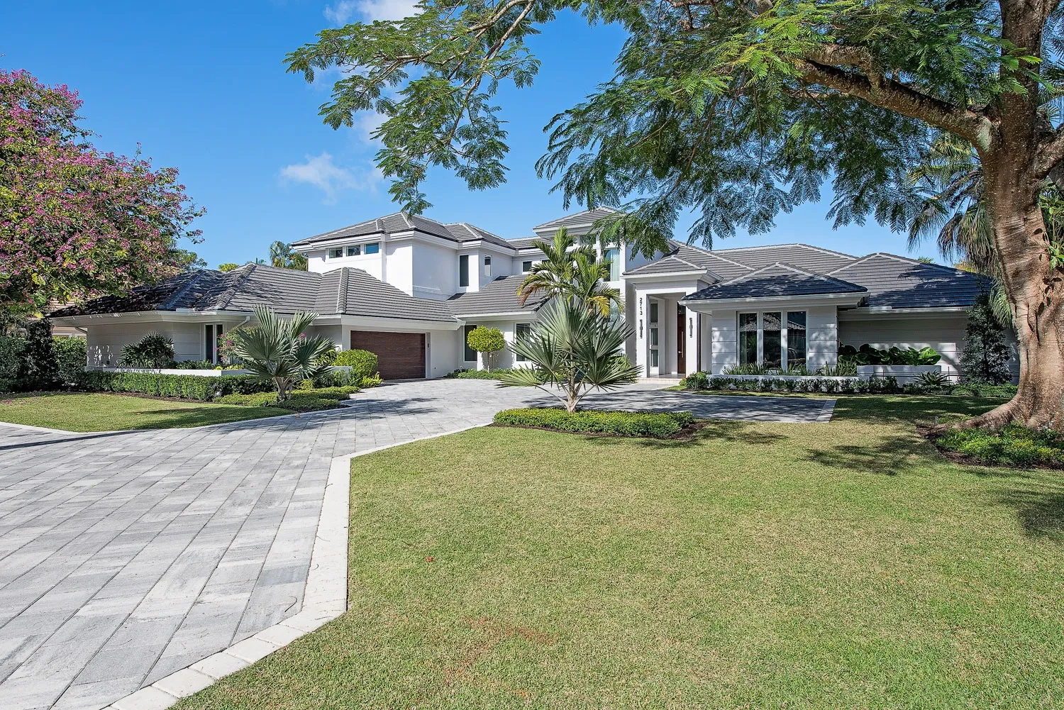 Grey Oaks Residence I: exterior front