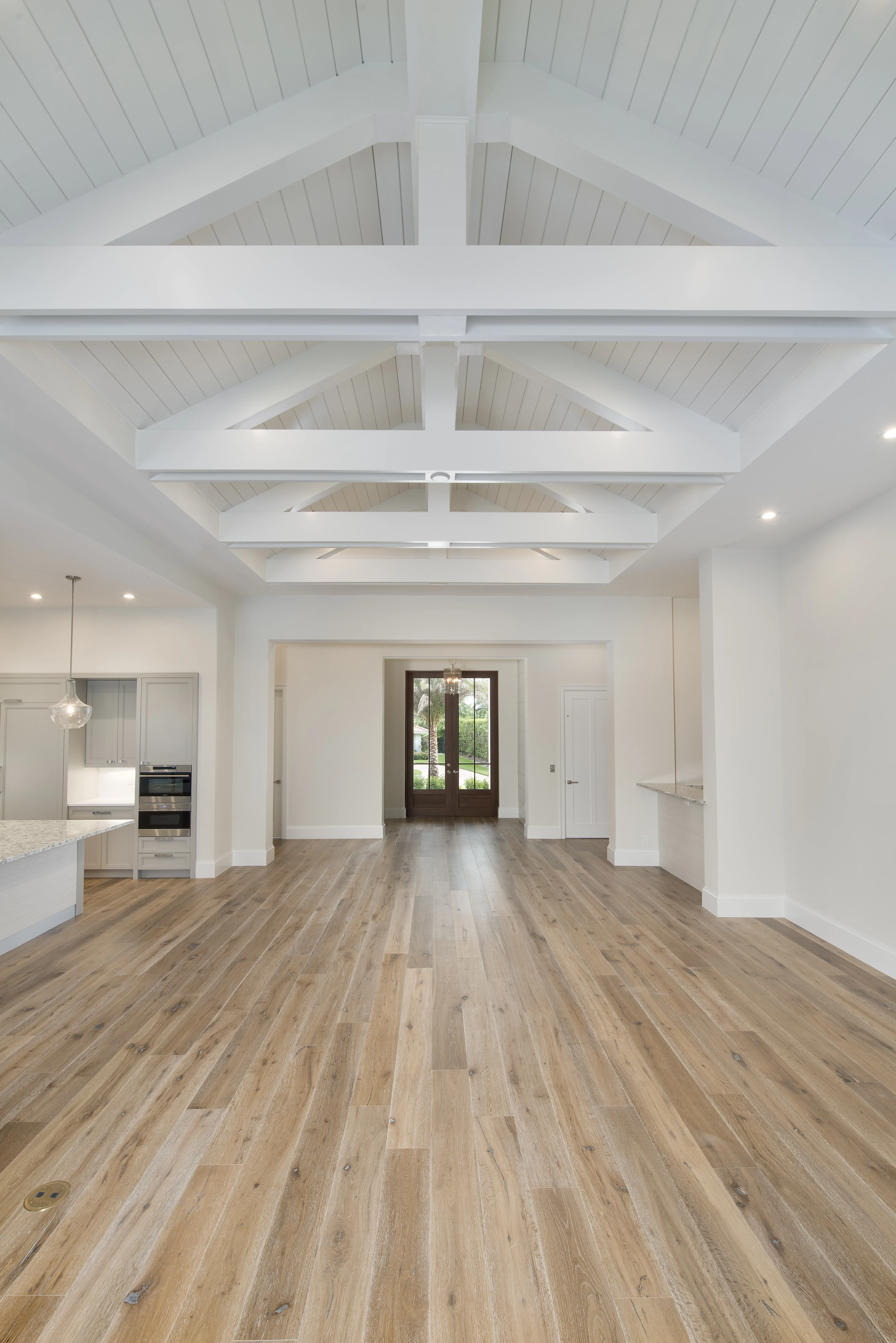 Park Shore Residence II: great room