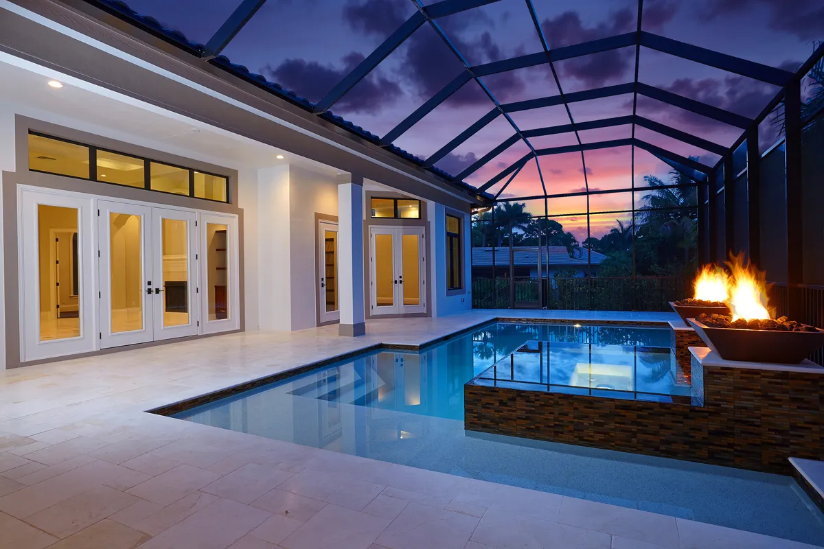 Park Shore Residence III: pool dusk