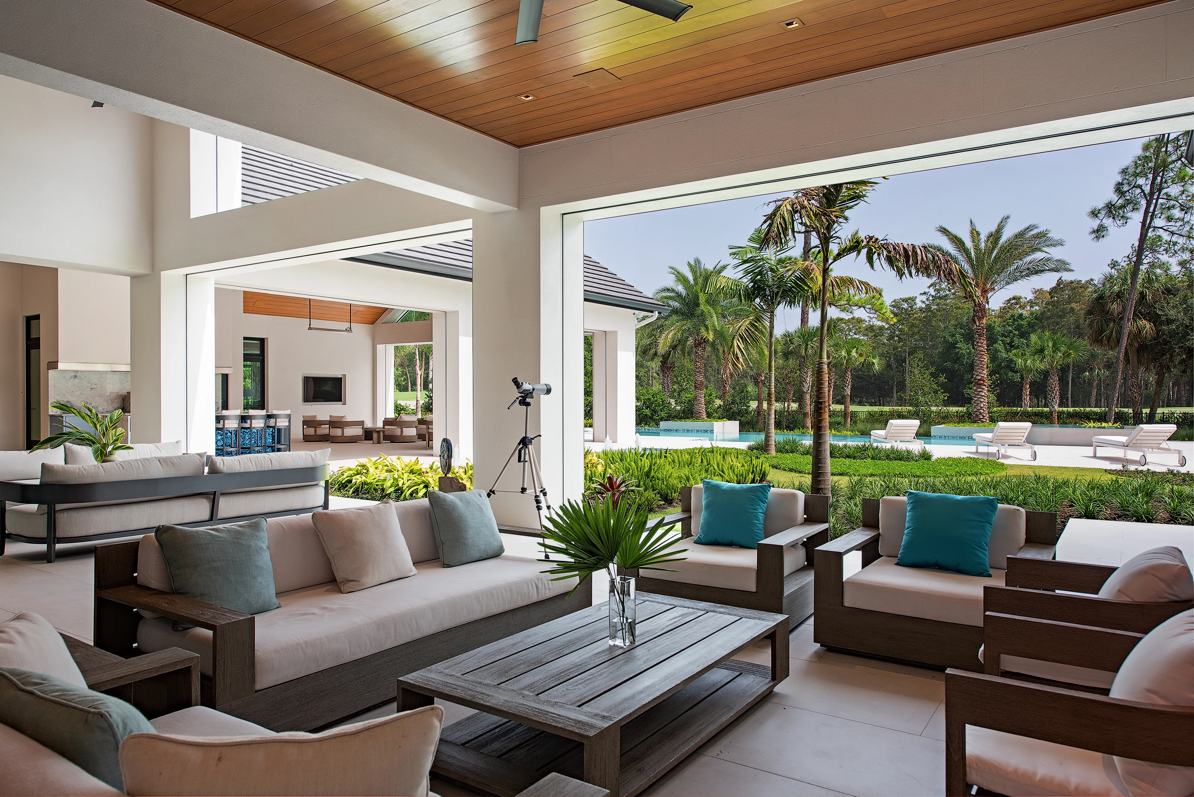 Grey Oaks Residence II: lanai