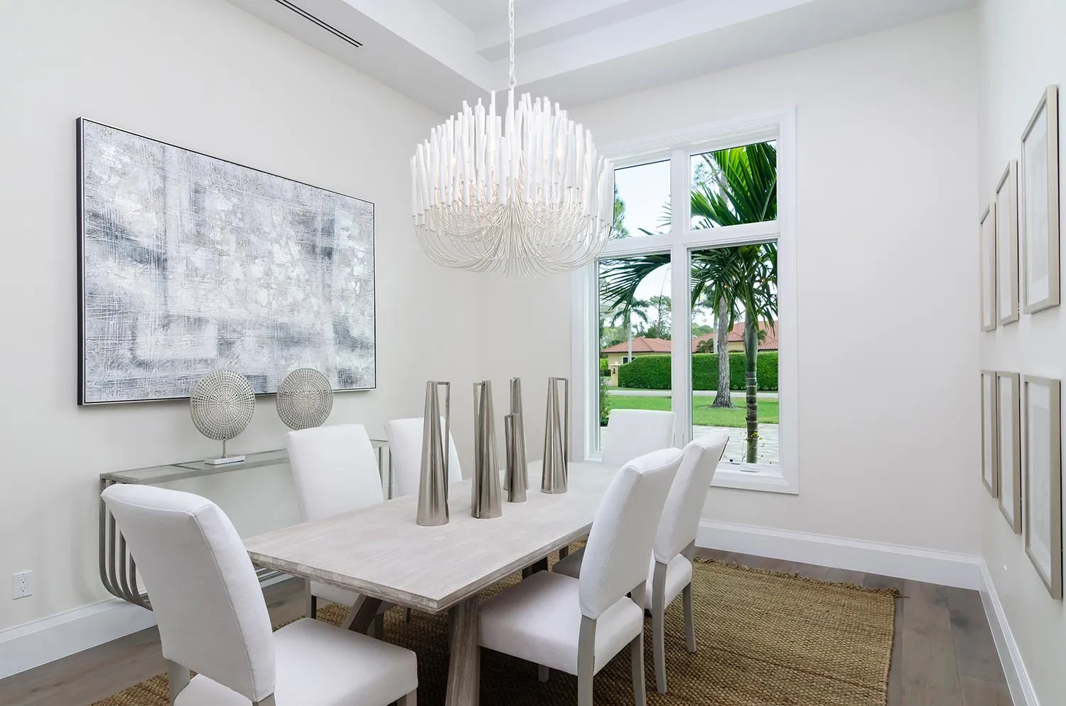 Pine Ridge Estates Residence IV: dining room