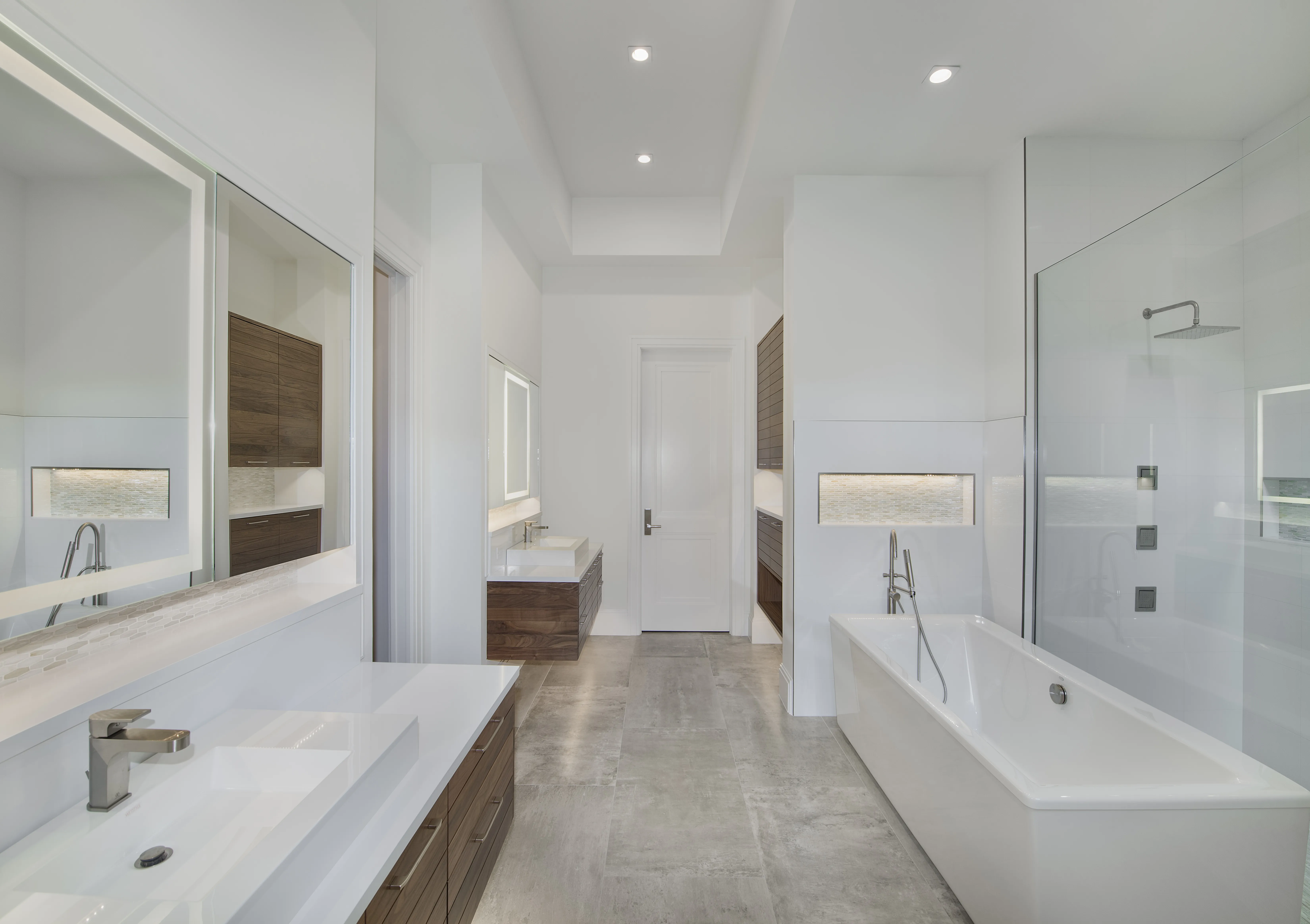 Moorings Residence: primary bath