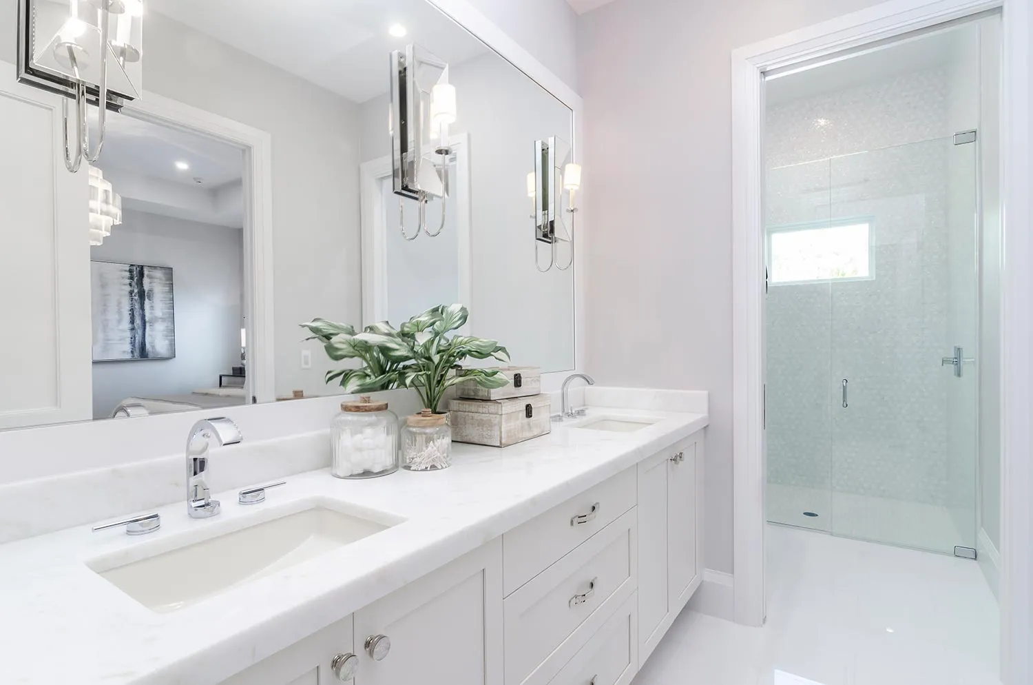 Pine Ridge Estates Residence IV: guest bath one