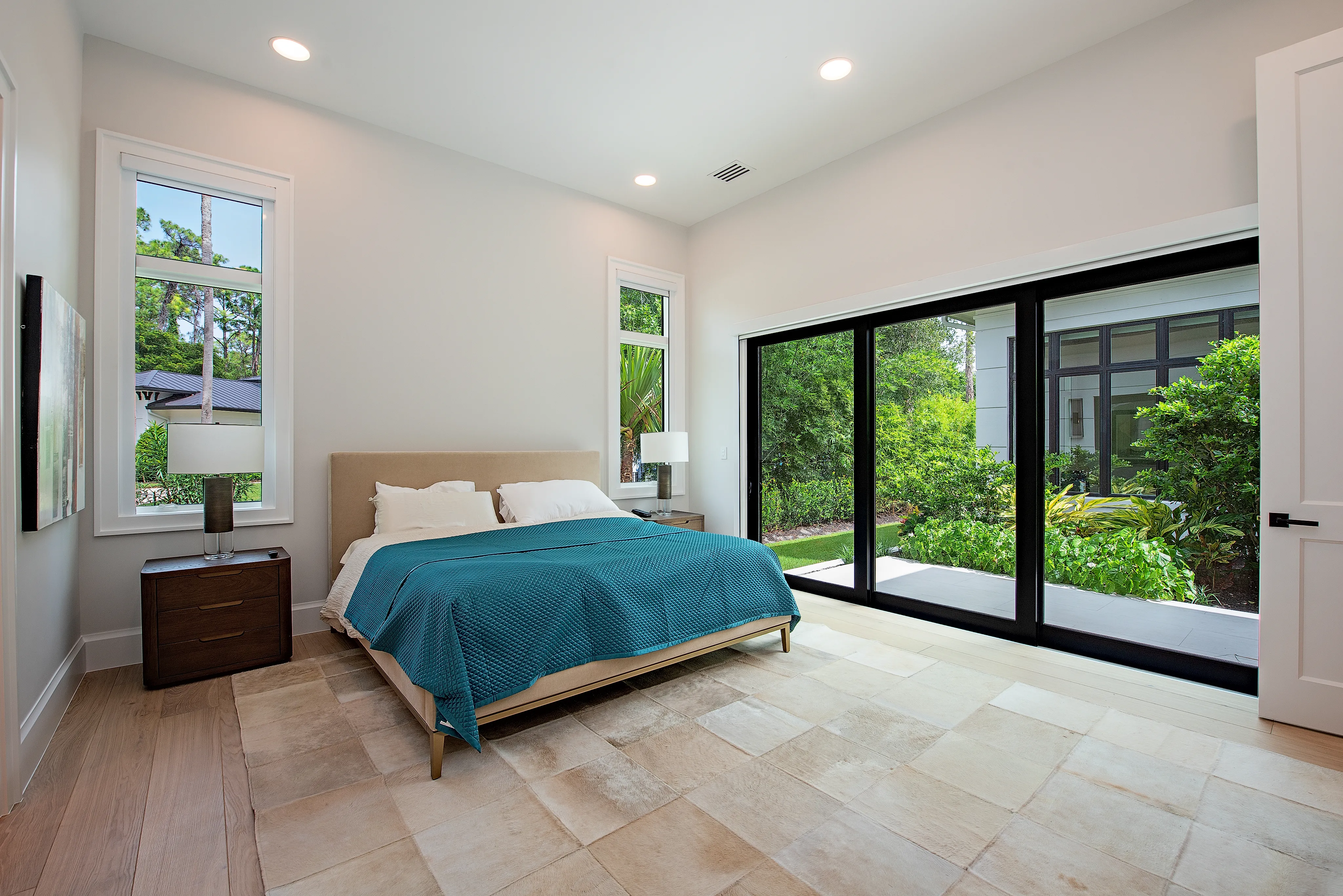 Grey Oaks Residence II: guest bedroom two