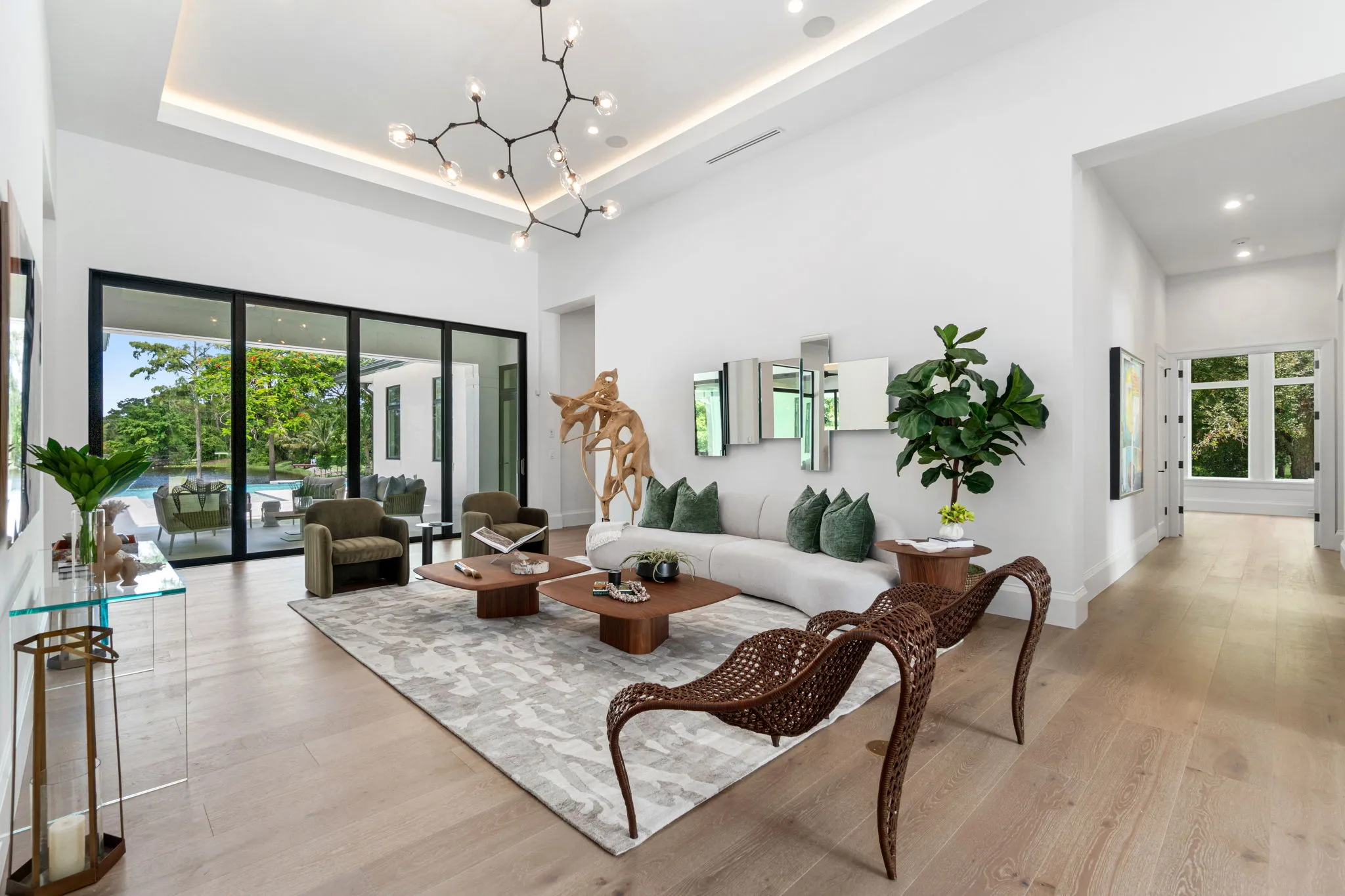 Pine Ridge Estates Residence III: living room