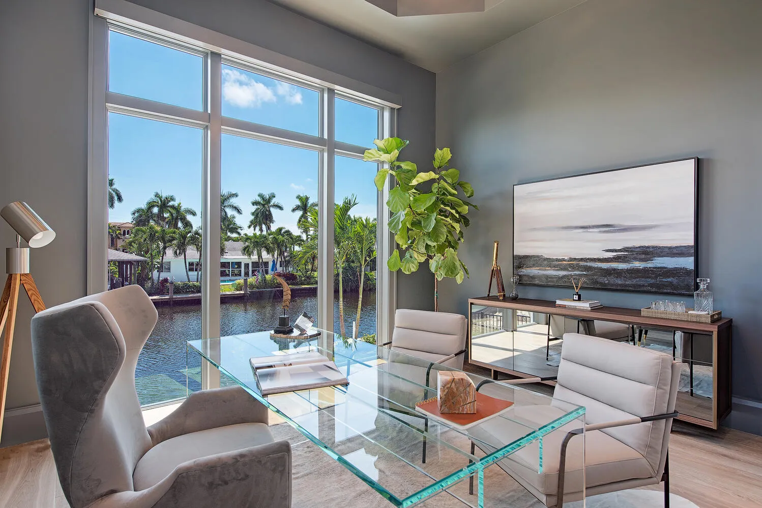 Aqualane Shores Residence: den