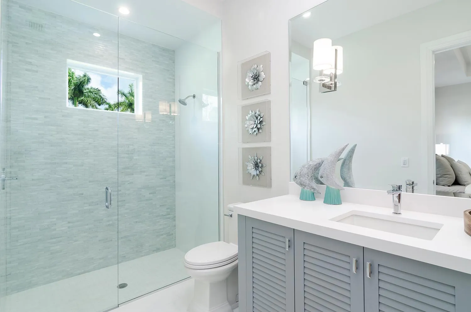 Pine Ridge Estates Residence IV: guest bath two