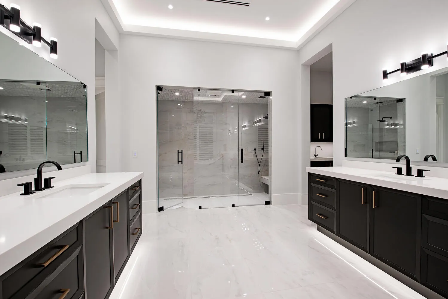 Coach House Lane Residence III: primary bath night