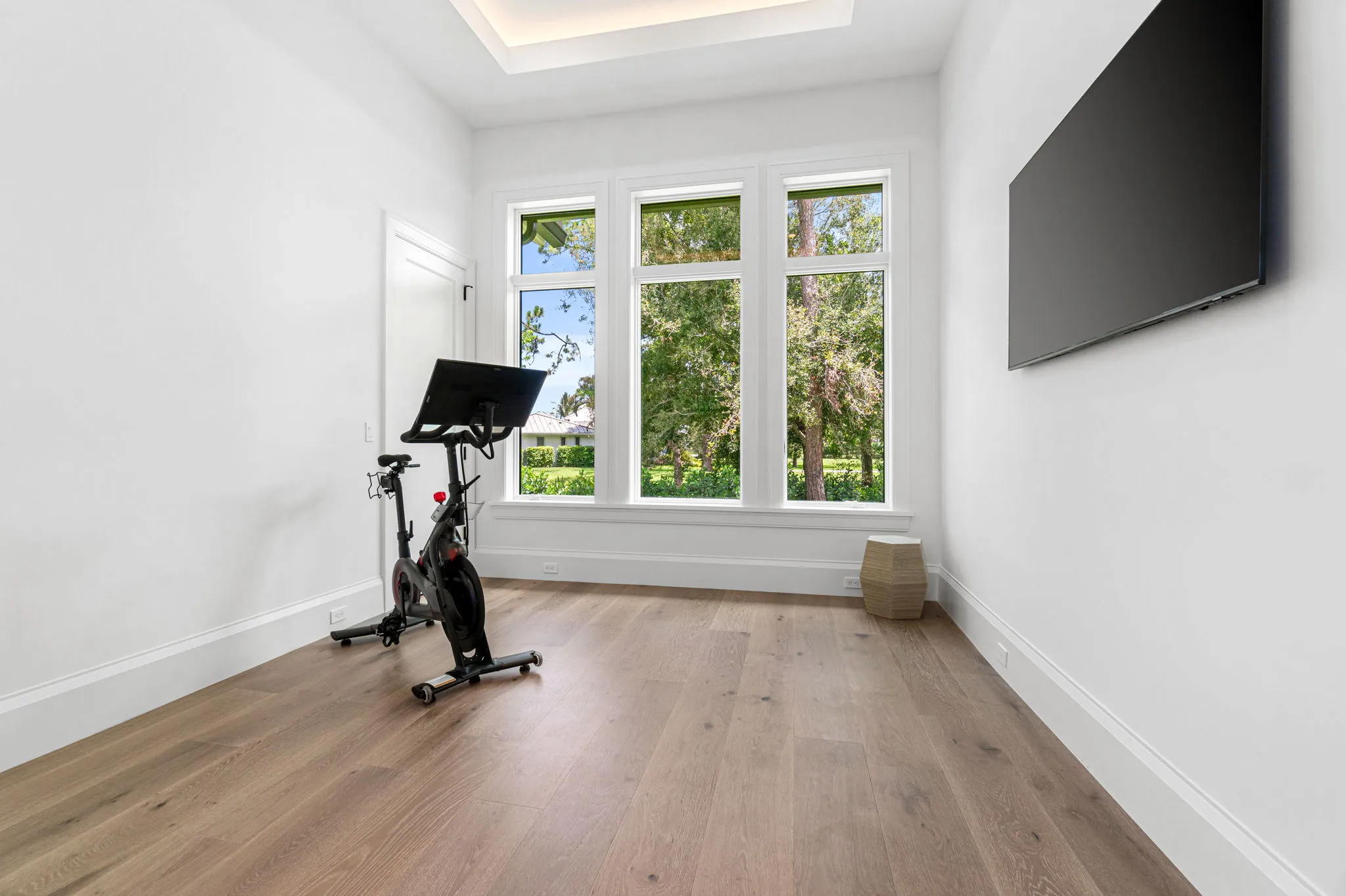 Pine Ridge Estates Residence III: gym