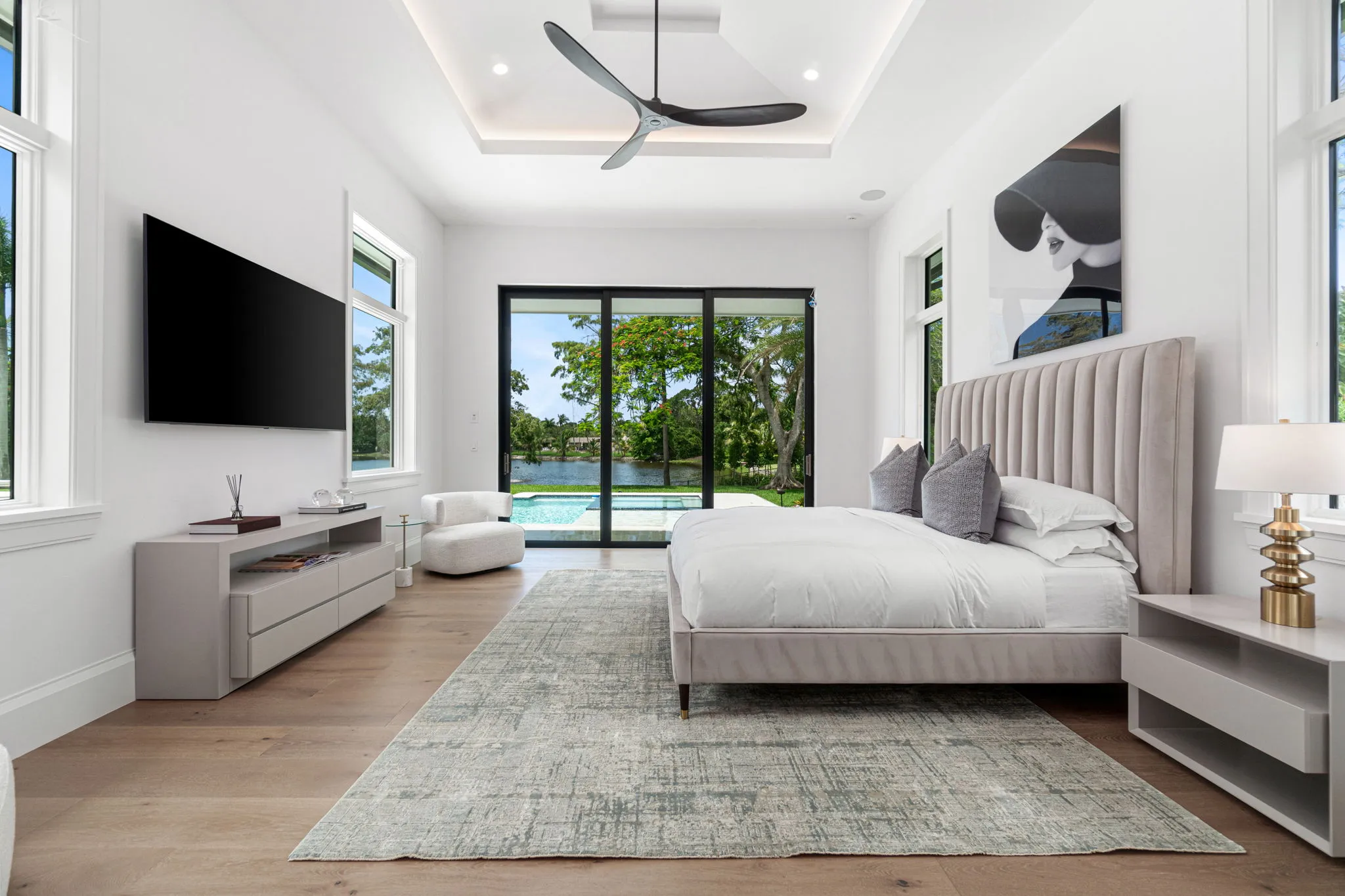 Pine Ridge Estates Residence III: primary bedroom