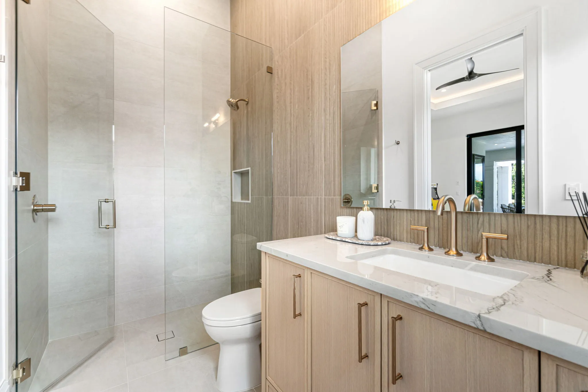 Pine Ridge Estates Residence III: guest bath one