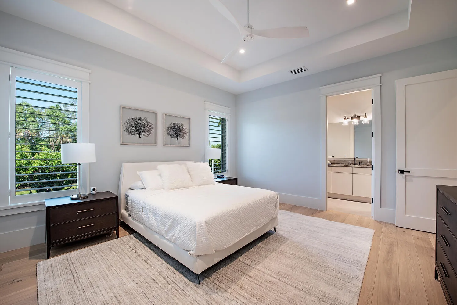 Coach House Lane Residence III: guest bedroom three