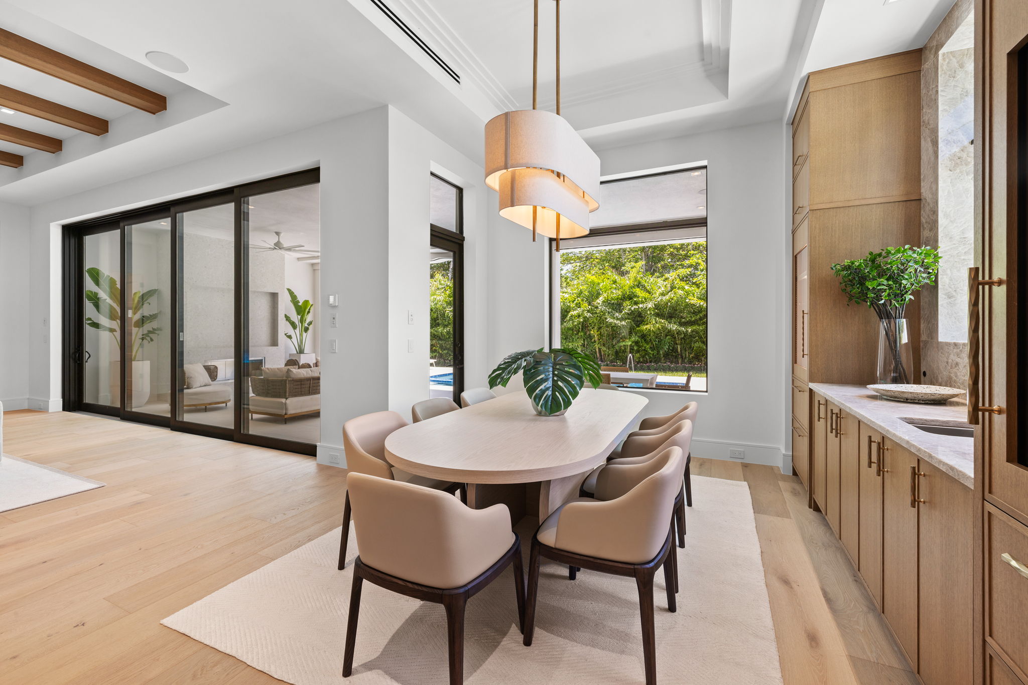 103 web or mls 079A8878 850 10th Street N.