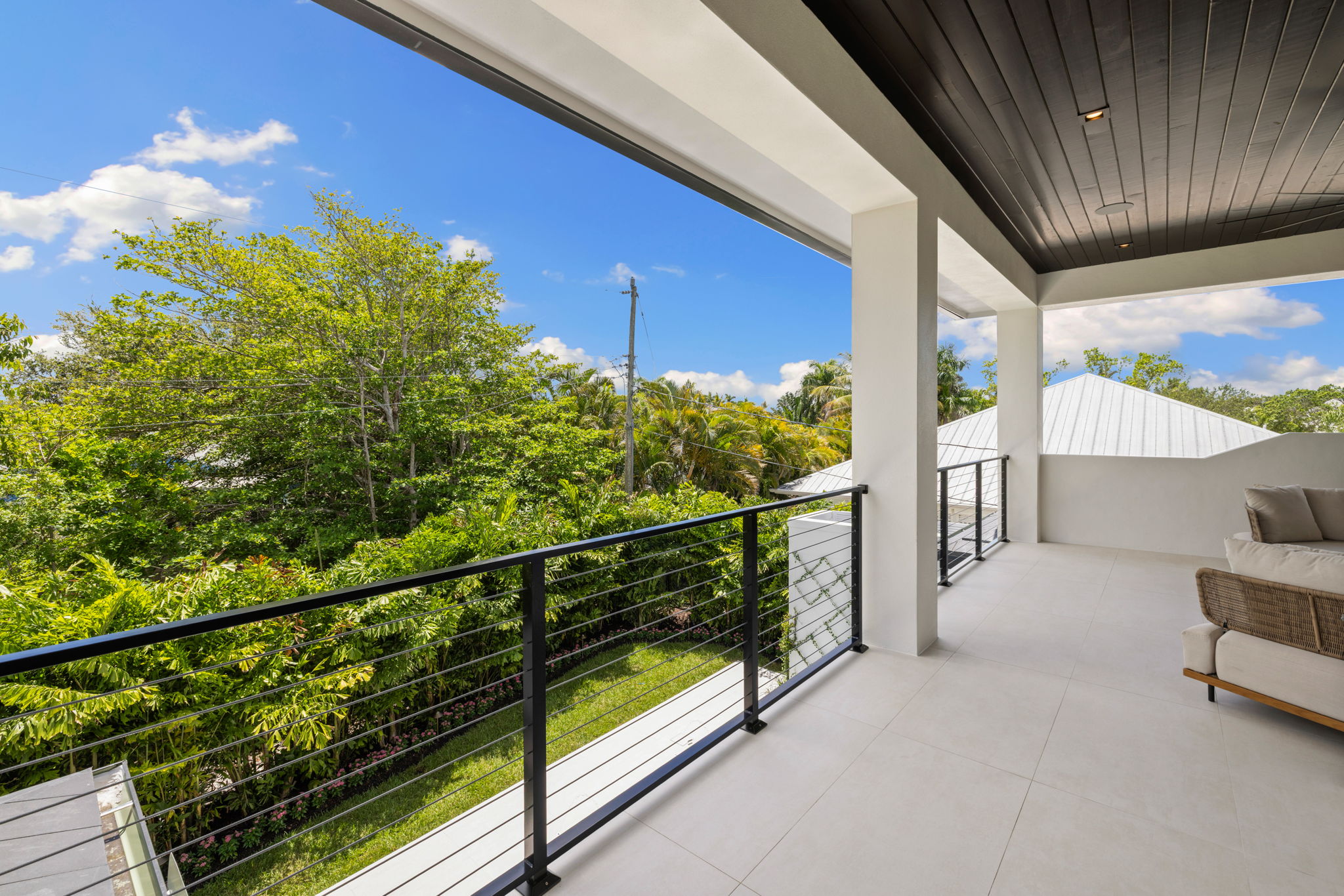 120 web or mls 079A8667 850 10th Street N.