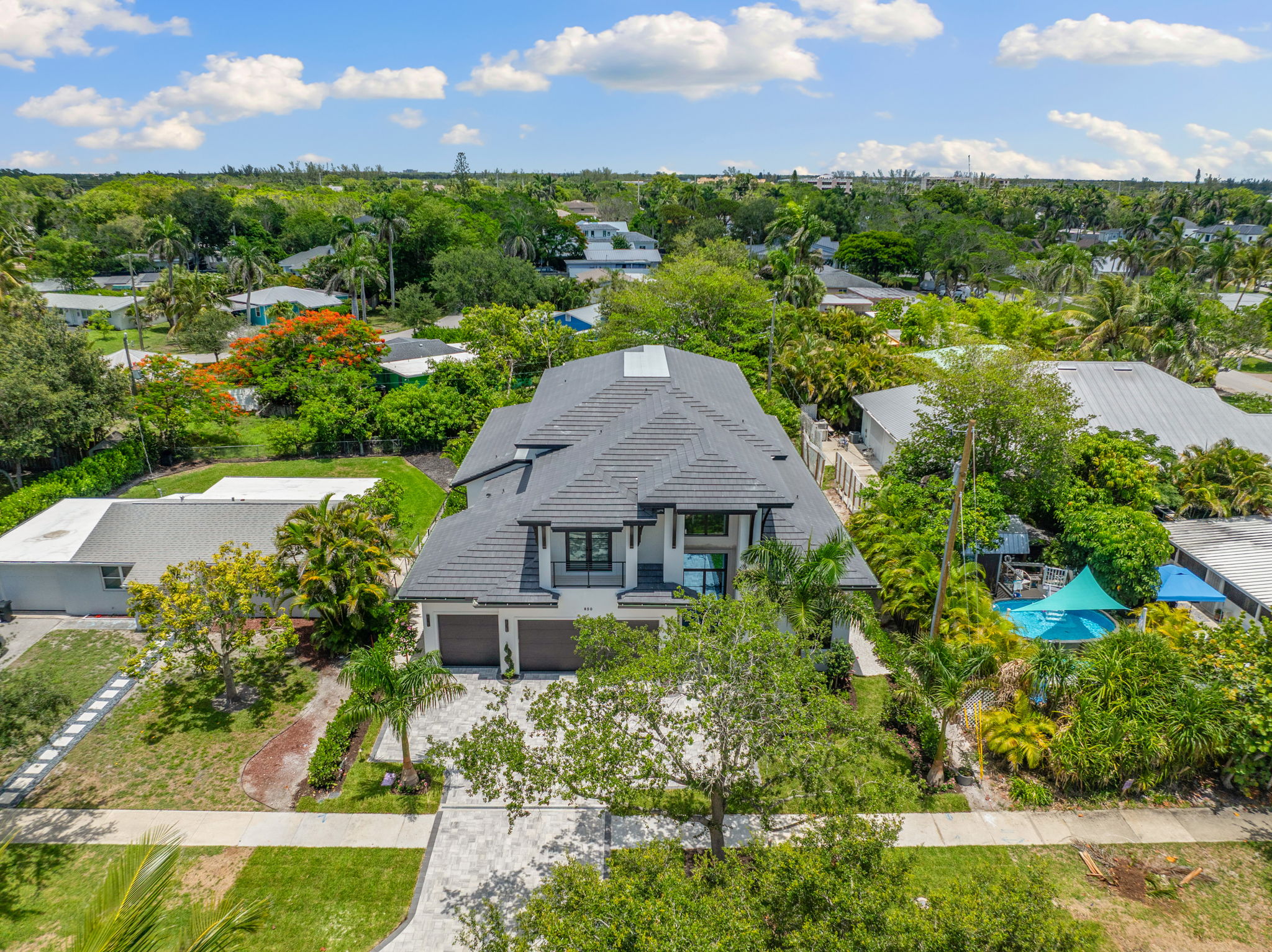 130 web or mls DJI 0401 850 10th Street N.