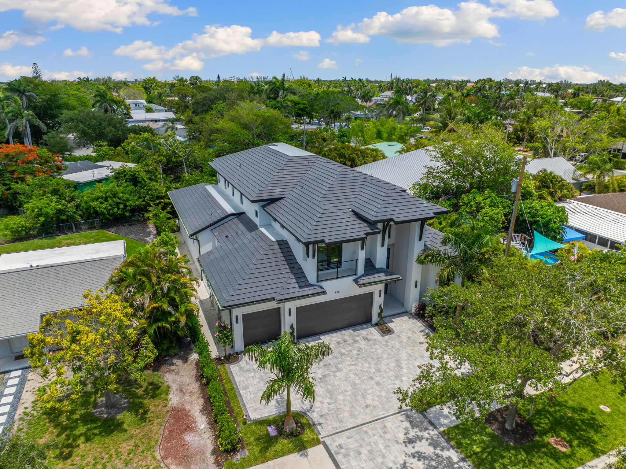 131 web or mls DJI 0402 850 10th Street N.