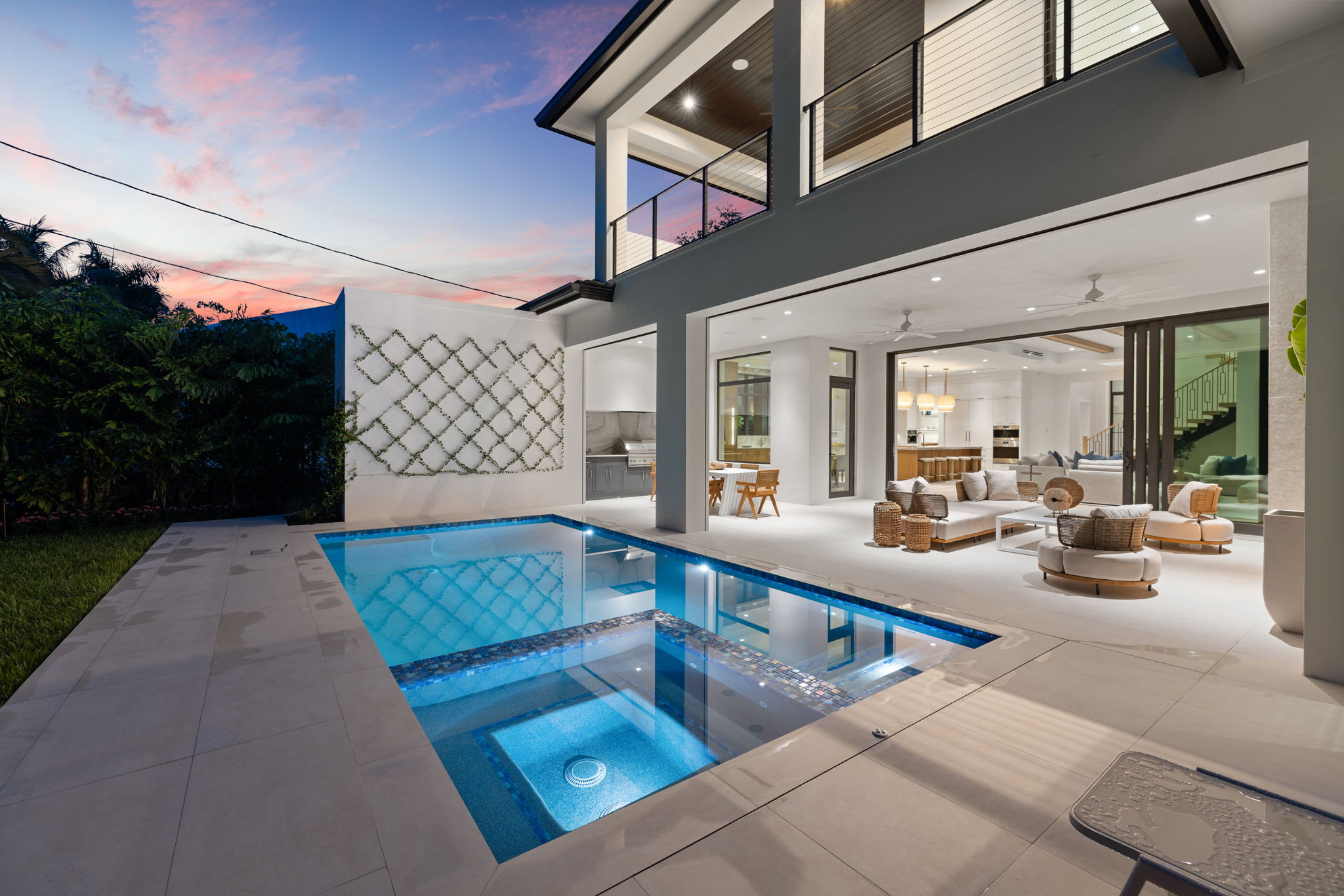 139 web or mls 079A9244 850 10th Street N.