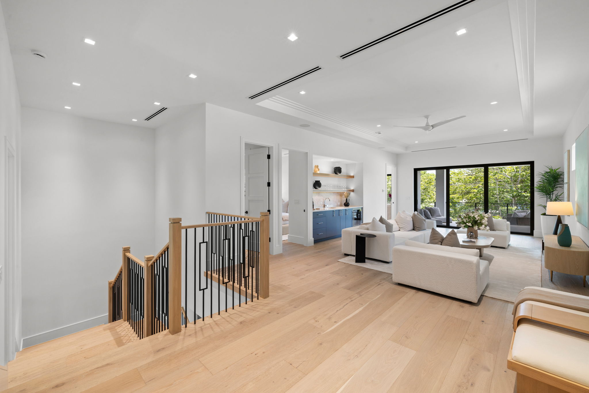 34 web or mls 079A8612 850 10th Street N.