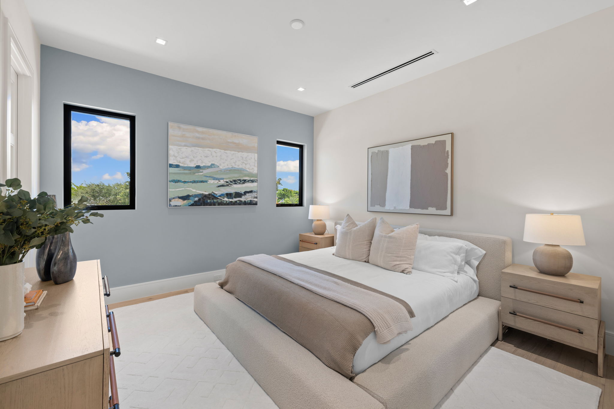 38 web or mls 079A8583 850 10th Street N.