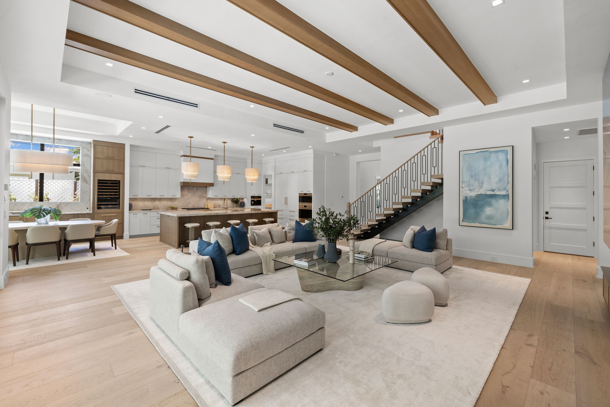 5 web or mls 079A8817 850 10th Street N.