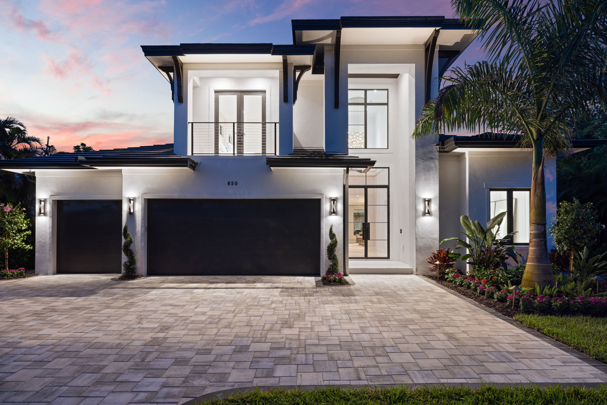 50 web or mls 079A9254 850 10th Street N.