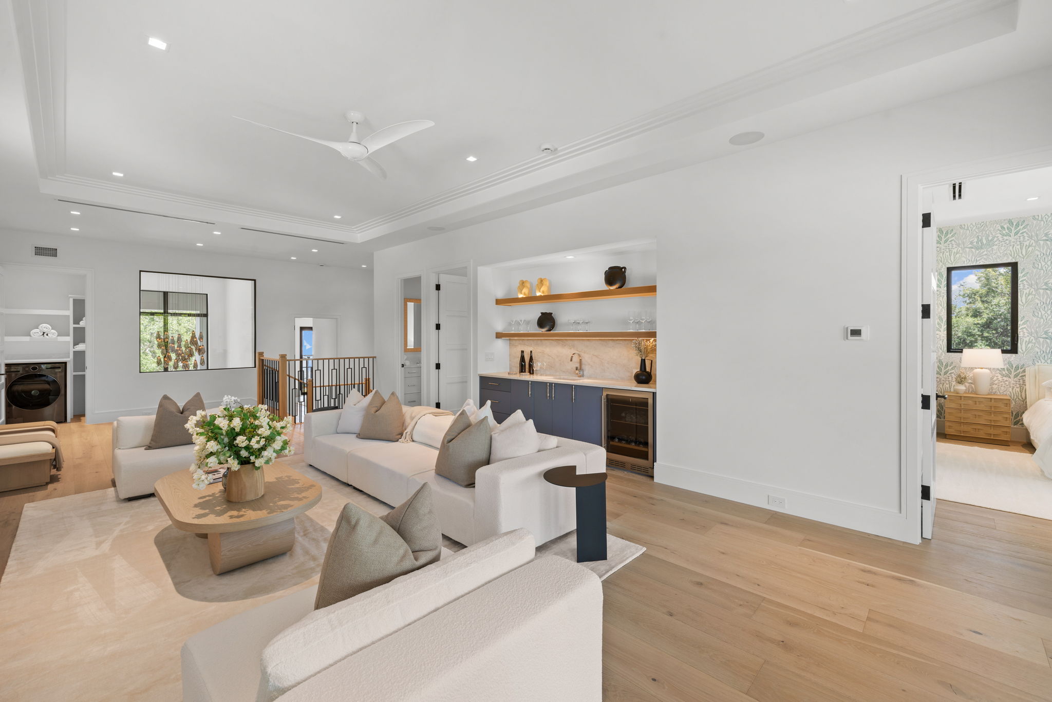 71 web or mls 079A8633 850 10th Street N.