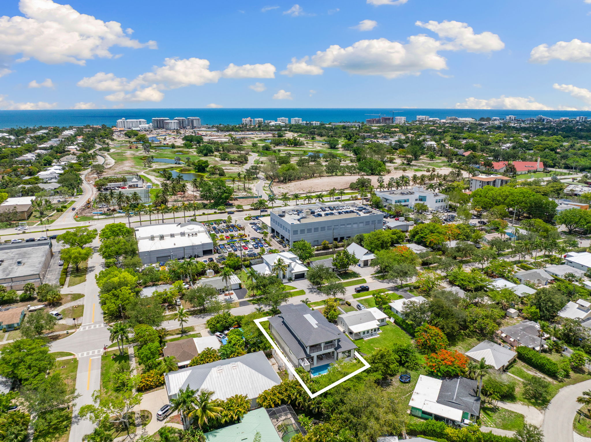 86 web or mls DJI 0409 850 10th Street N.