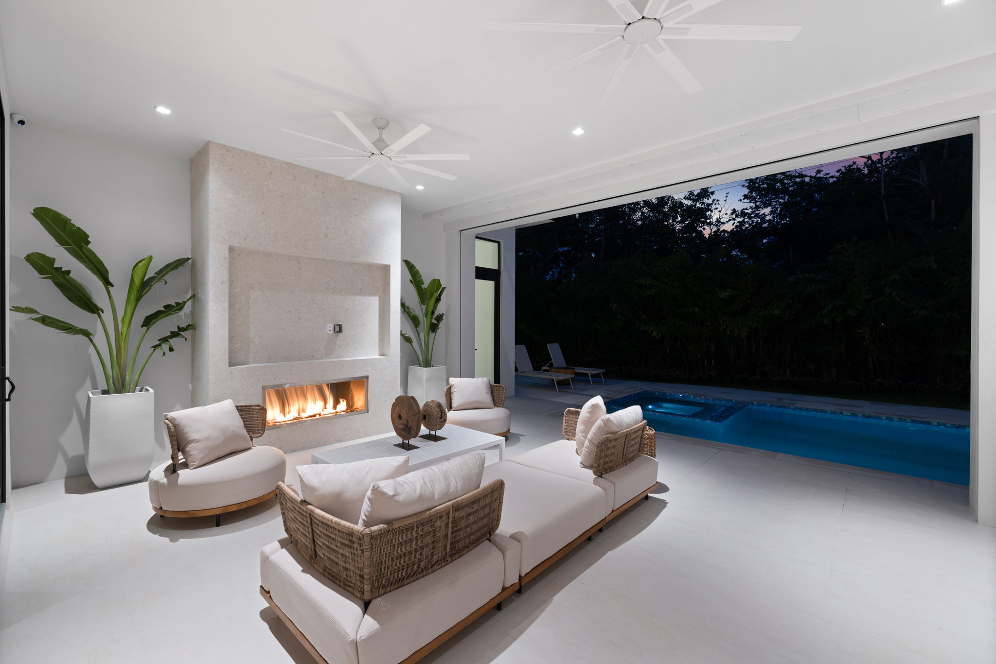 92 web or mls 079A9199 850 10th Street N.