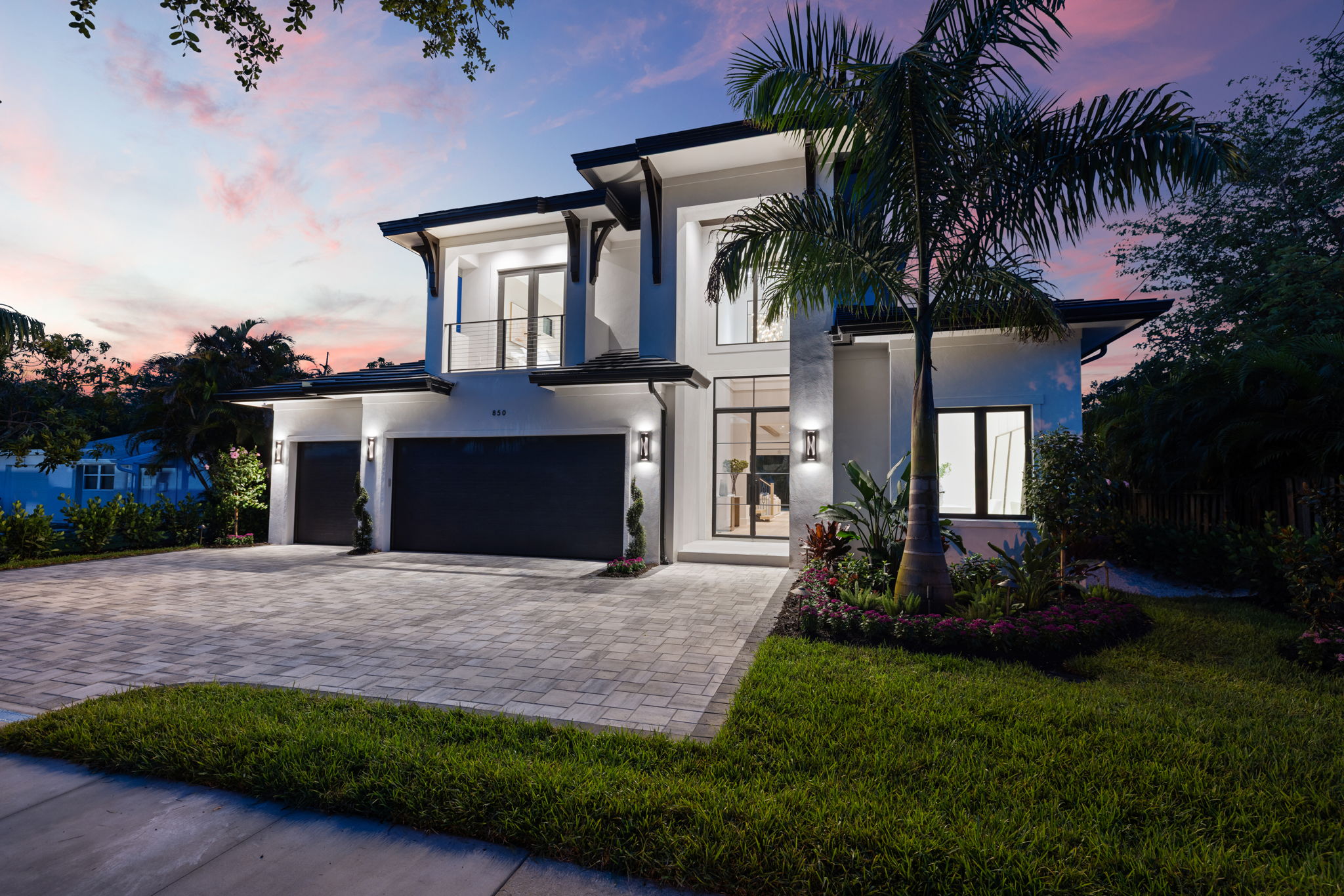 97 web or mls 079A9259 850 10th Street N.